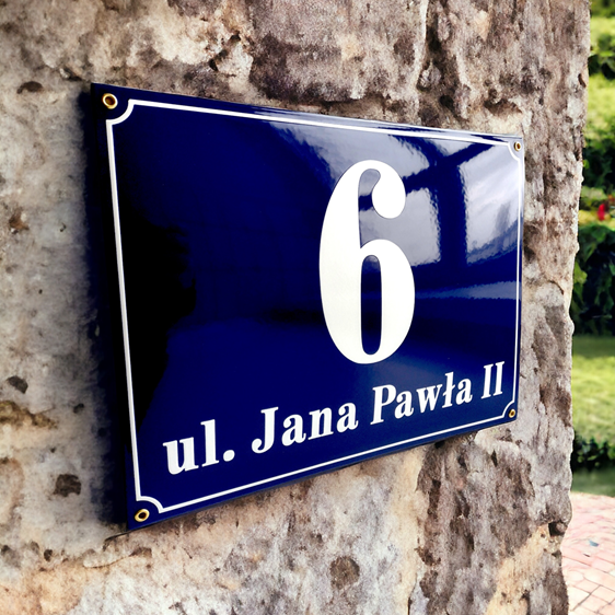 granatowa tablica adresowa