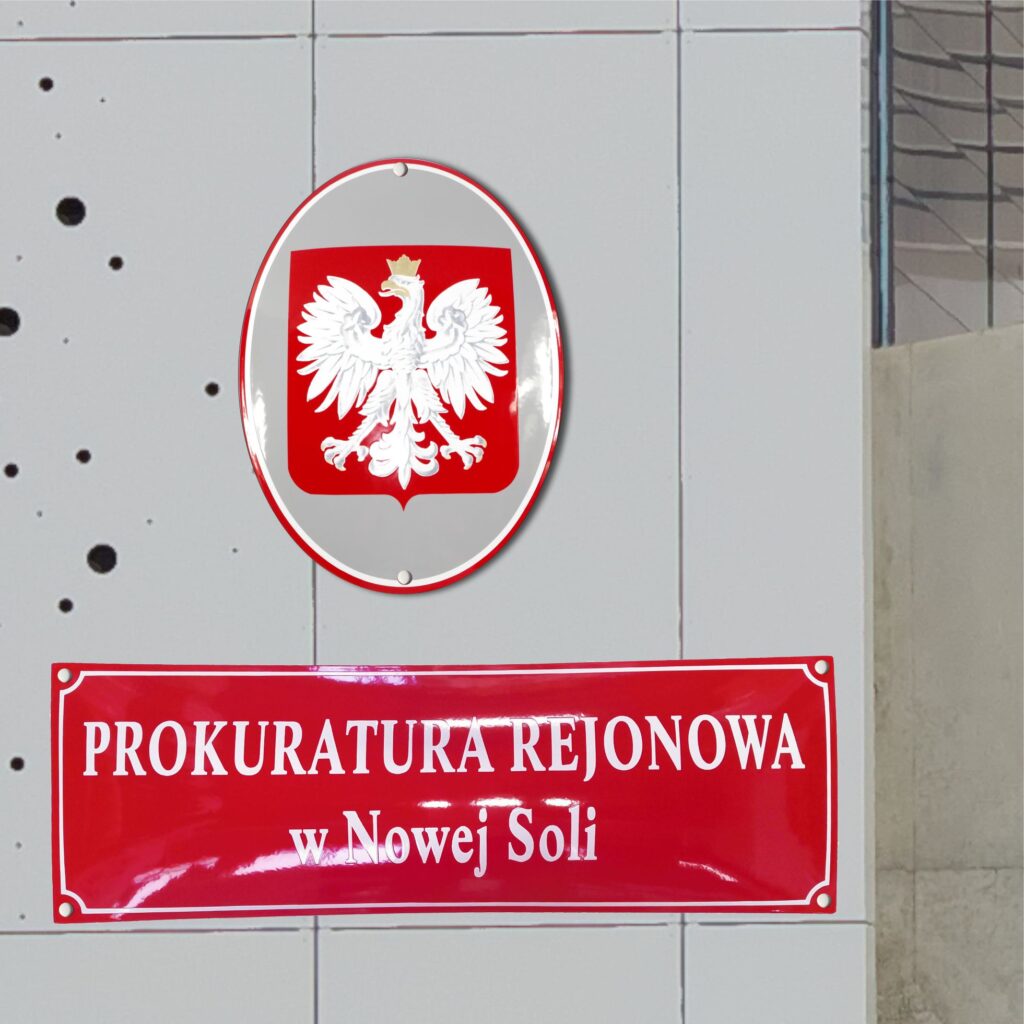 czerwona tablica urzędowa
